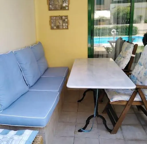 Luxury With Pool View * Xylokastro